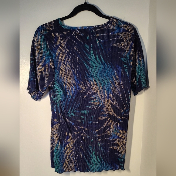 Bon Worth Blue and Gold Short Sleeve Top Size S #451 - Picture 2 of 2
